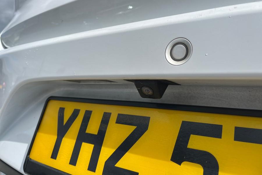 MG ZS Photo autoimg-62ee168deda7bc528aa9e45eeafc51fd8e587157.jpg