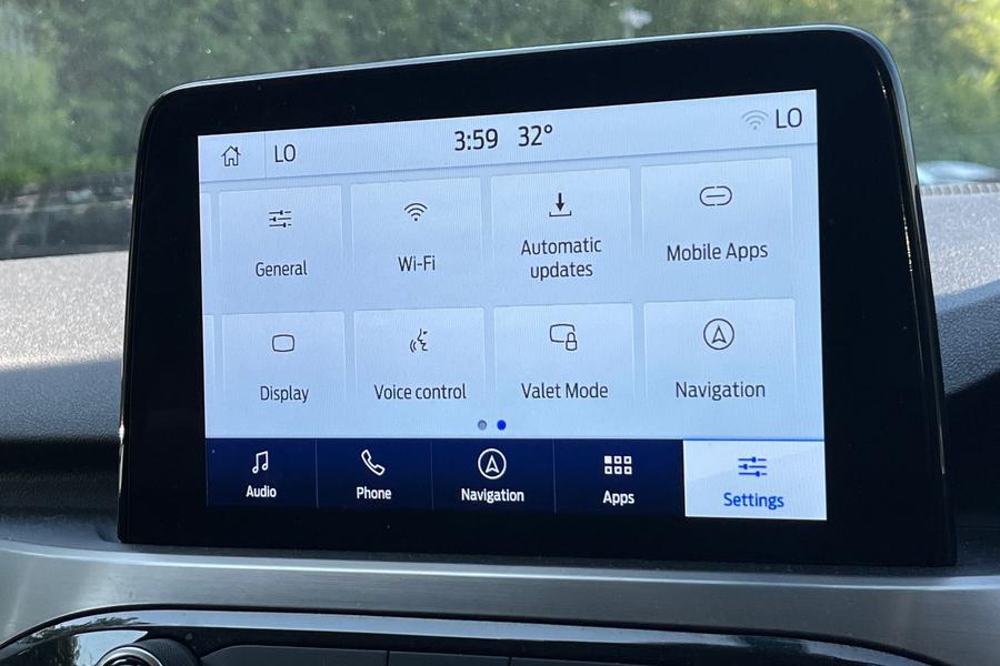 Ford Kuga Photo autoimg-62ee66b63c50d009da9e0982fcf5bd34581d86e6.jpg