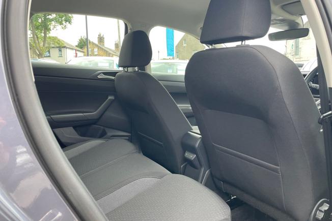 VOLKSWAGEN Polo Photo 43