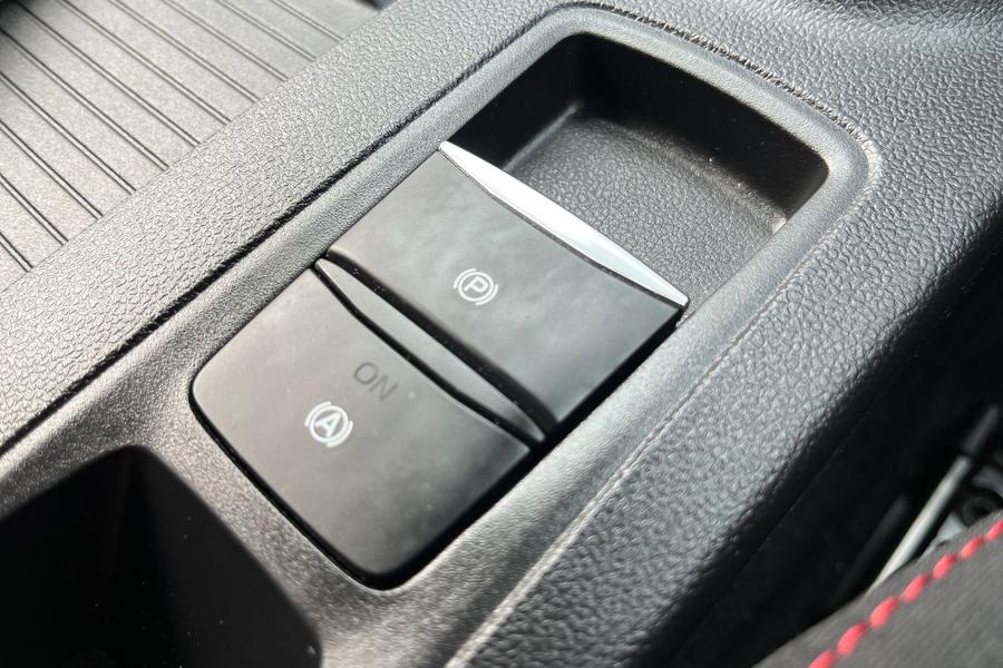 Ford Focus Photo autoimg-62f6fa01ec50c36d8b120f8f1f7ca78dde33019f.jpg