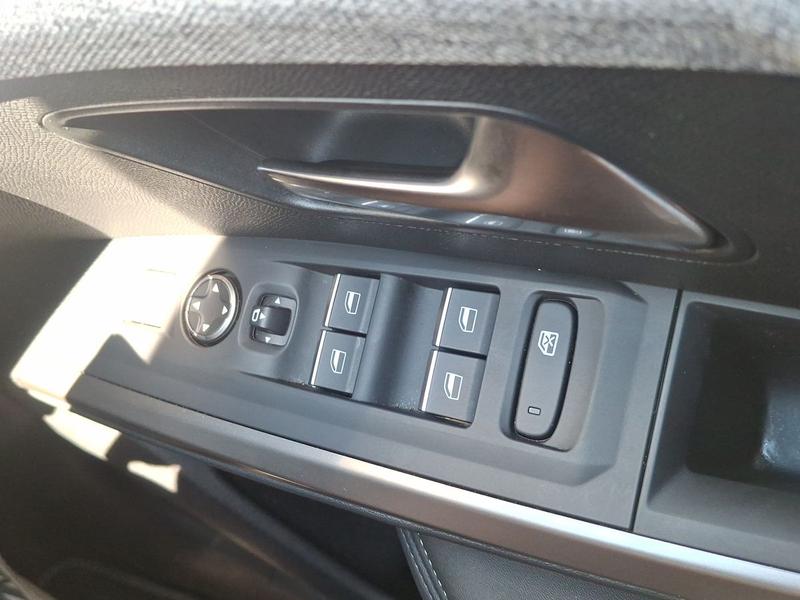 Used Peugeot 5008 KM25WGF 24