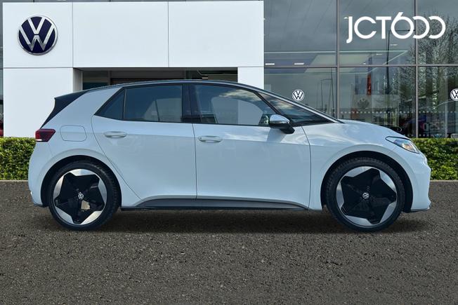 VOLKSWAGEN ID.3 Photo 4