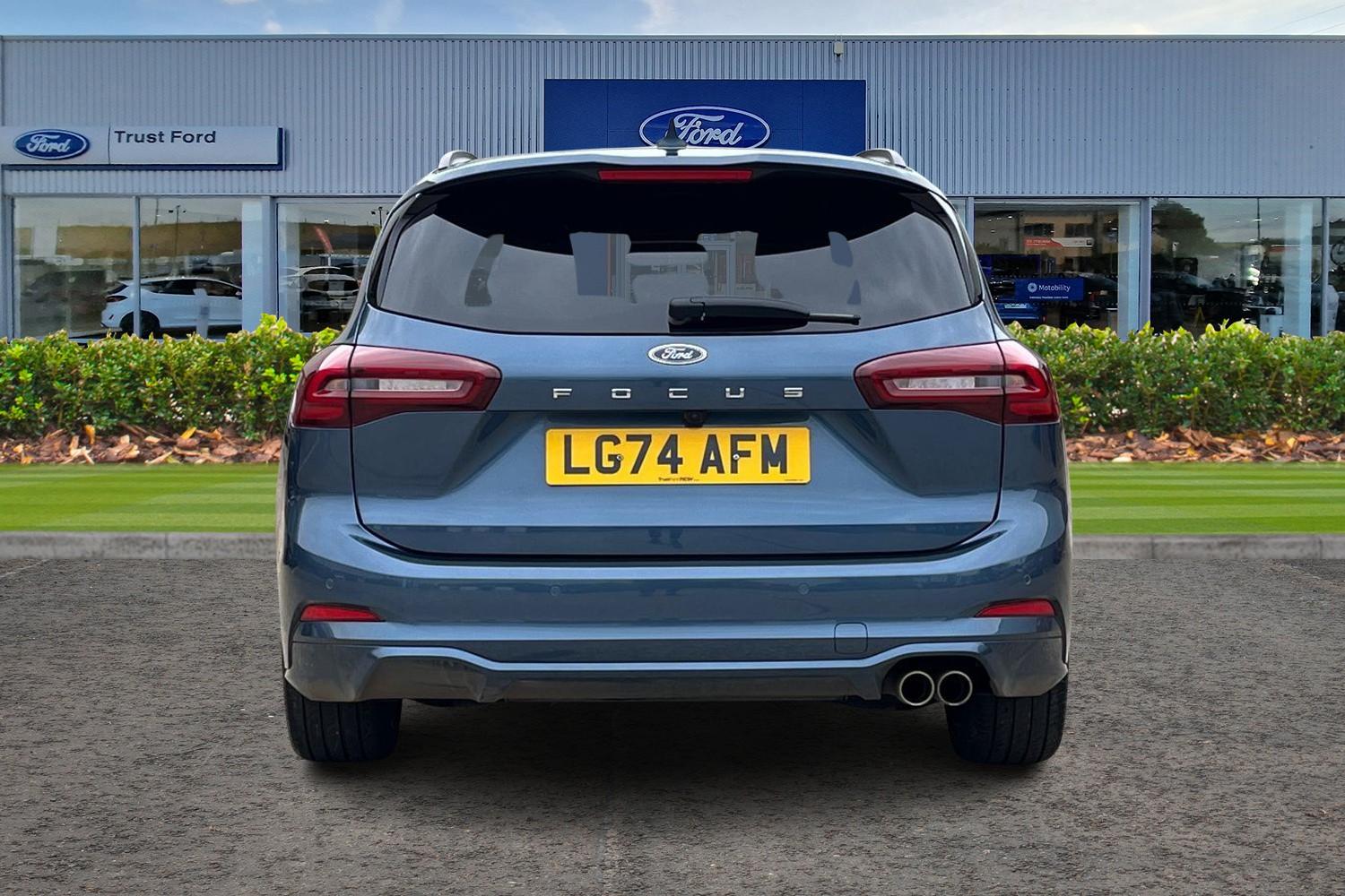 Ford Focus Photo 6
