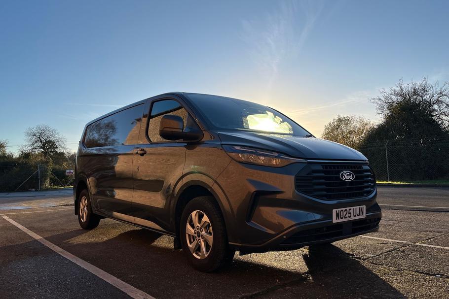 Used Ford TRANSIT CUSTOM 25