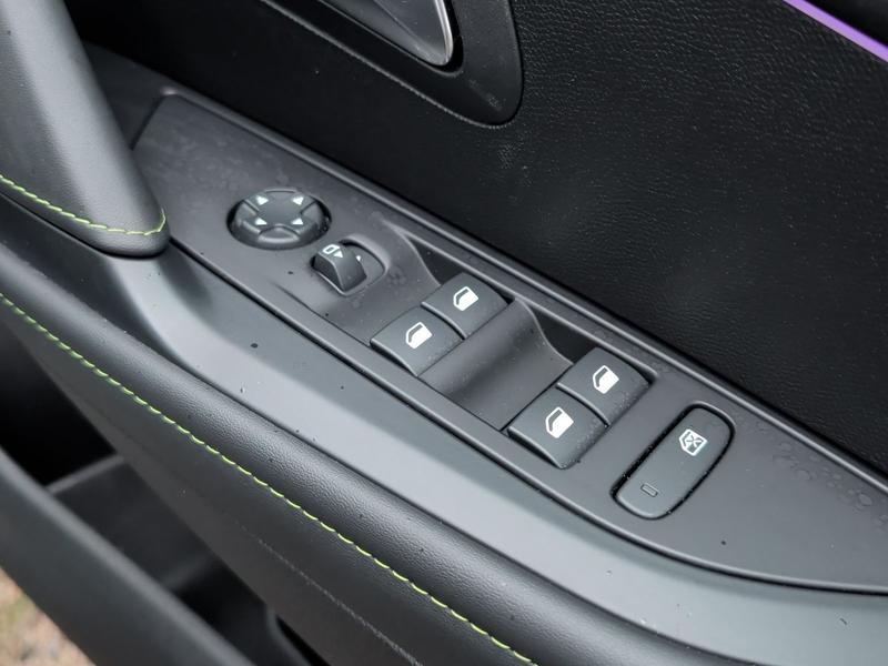 Used Peugeot 208 YT74LXX 24