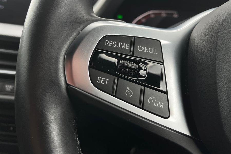 BMW 1 Series Photo autoimg-630512d0796b4e3aeb8c1adadda4ce435fe5a678.jpg