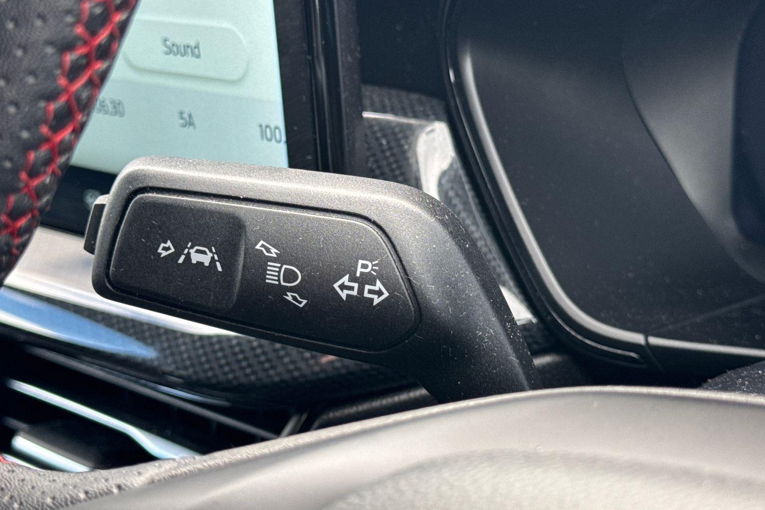 Ford FOCUS Photo 13