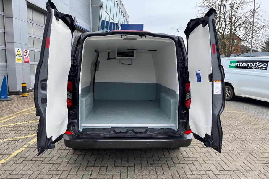 Used Ford TRANSIT CUSTOM MA25BFZ 6