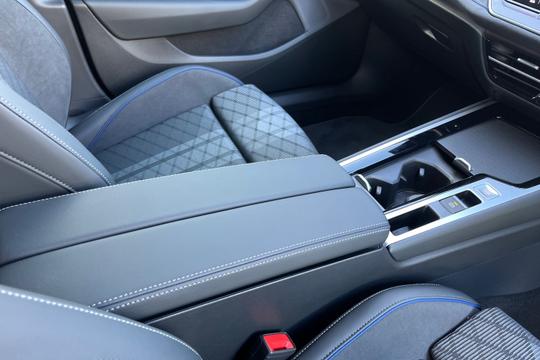 Volkswagen Passat Photo autoimg-630db013ffafa7fb1740ae391ae3fd79d0f989d4.jpg