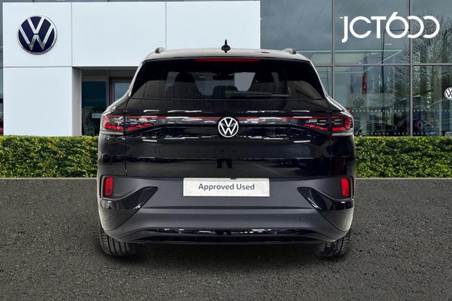 VOLKSWAGEN ID.4 Photo 7