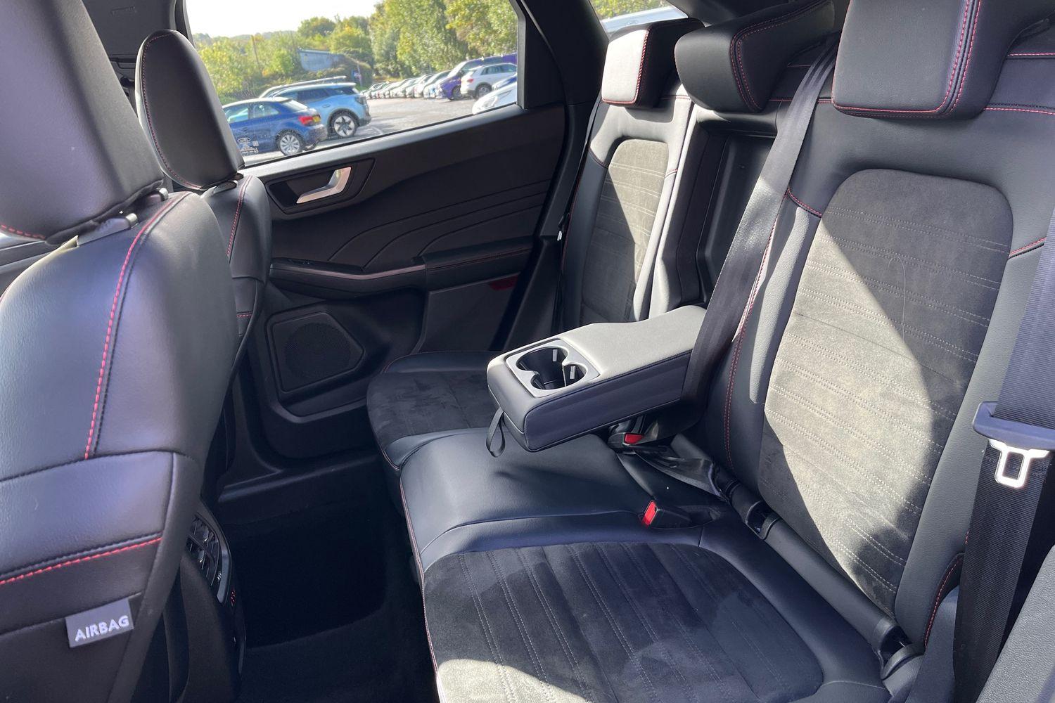 Ford Kuga Photo 34