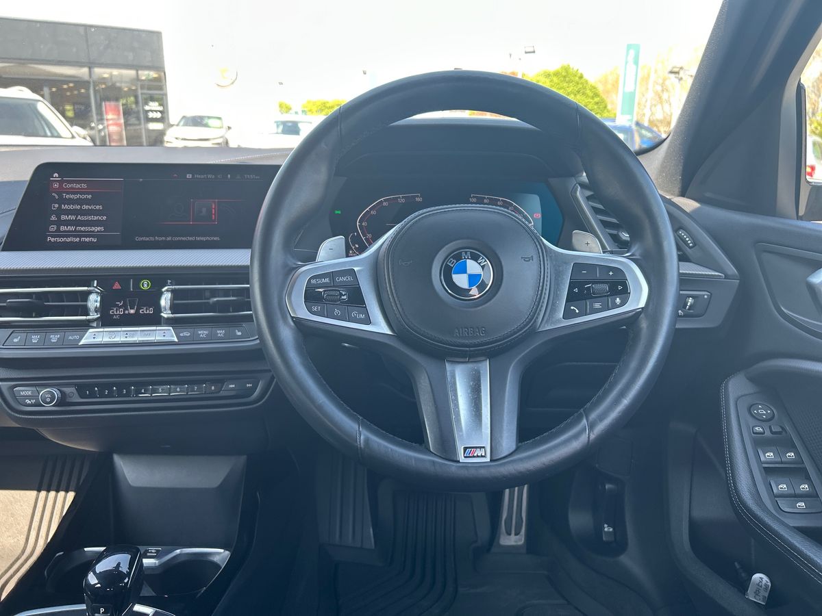 BMW 1 Series Photo 13