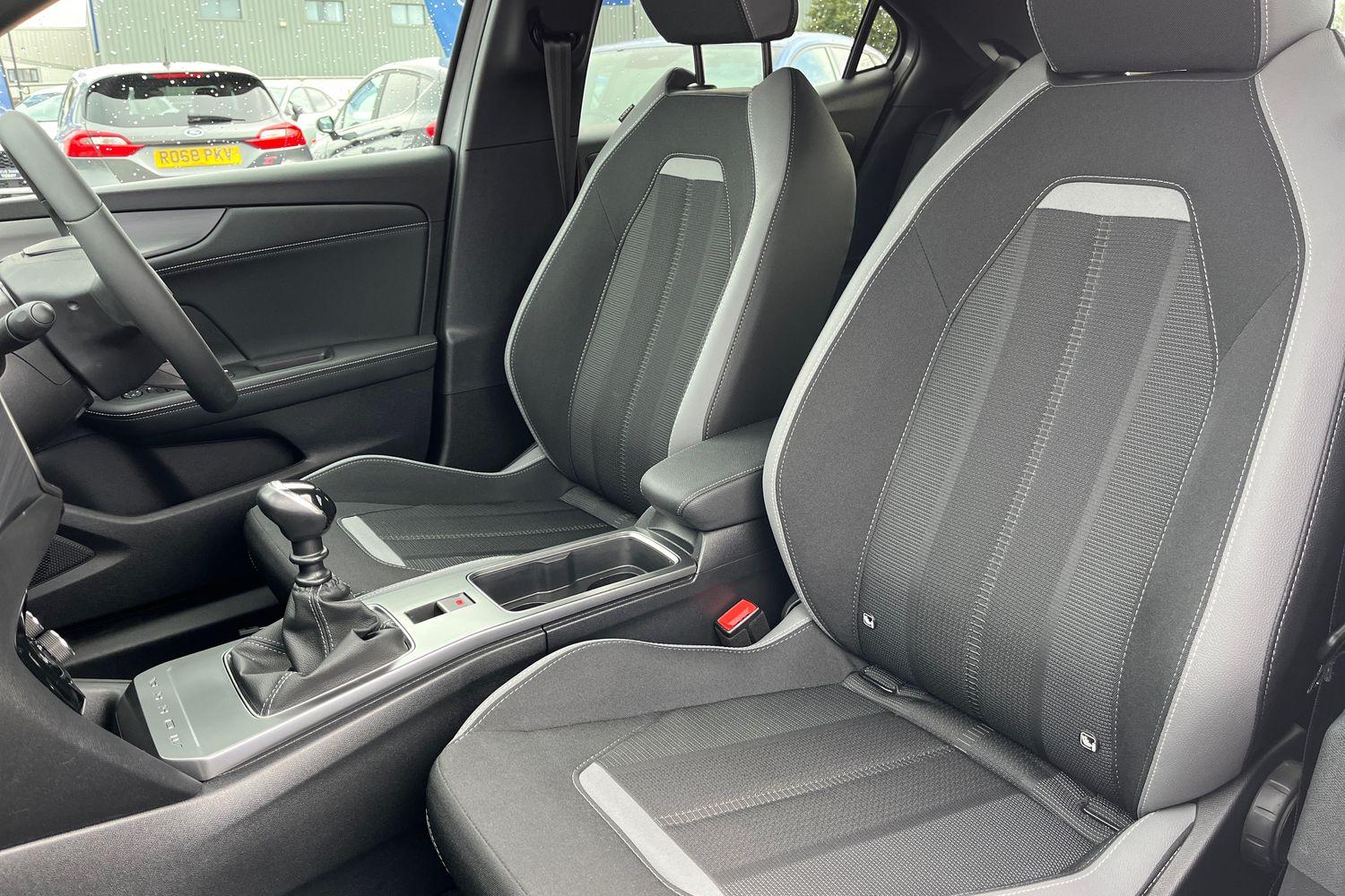 Vauxhall MOKKA Photo 18