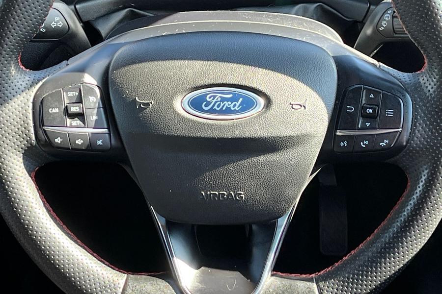 Ford FIESTA Photo autoimg-631845f39744526fe0c78e1ef57d7799f9bc6ca4.jpg