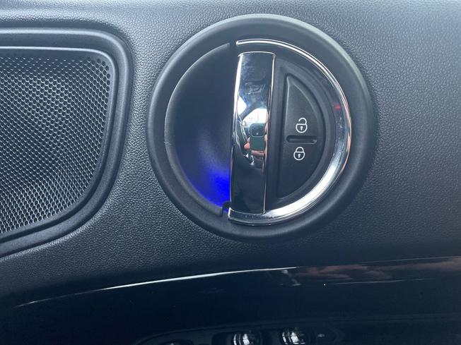 MINI COUNTRYMAN Photo 27