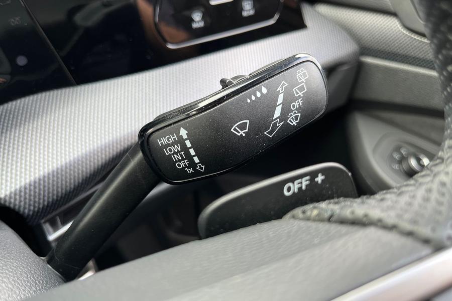 Volkswagen Golf Photo autoimg-631b7d263268d92bbe27f21154440670f836b336.jpg