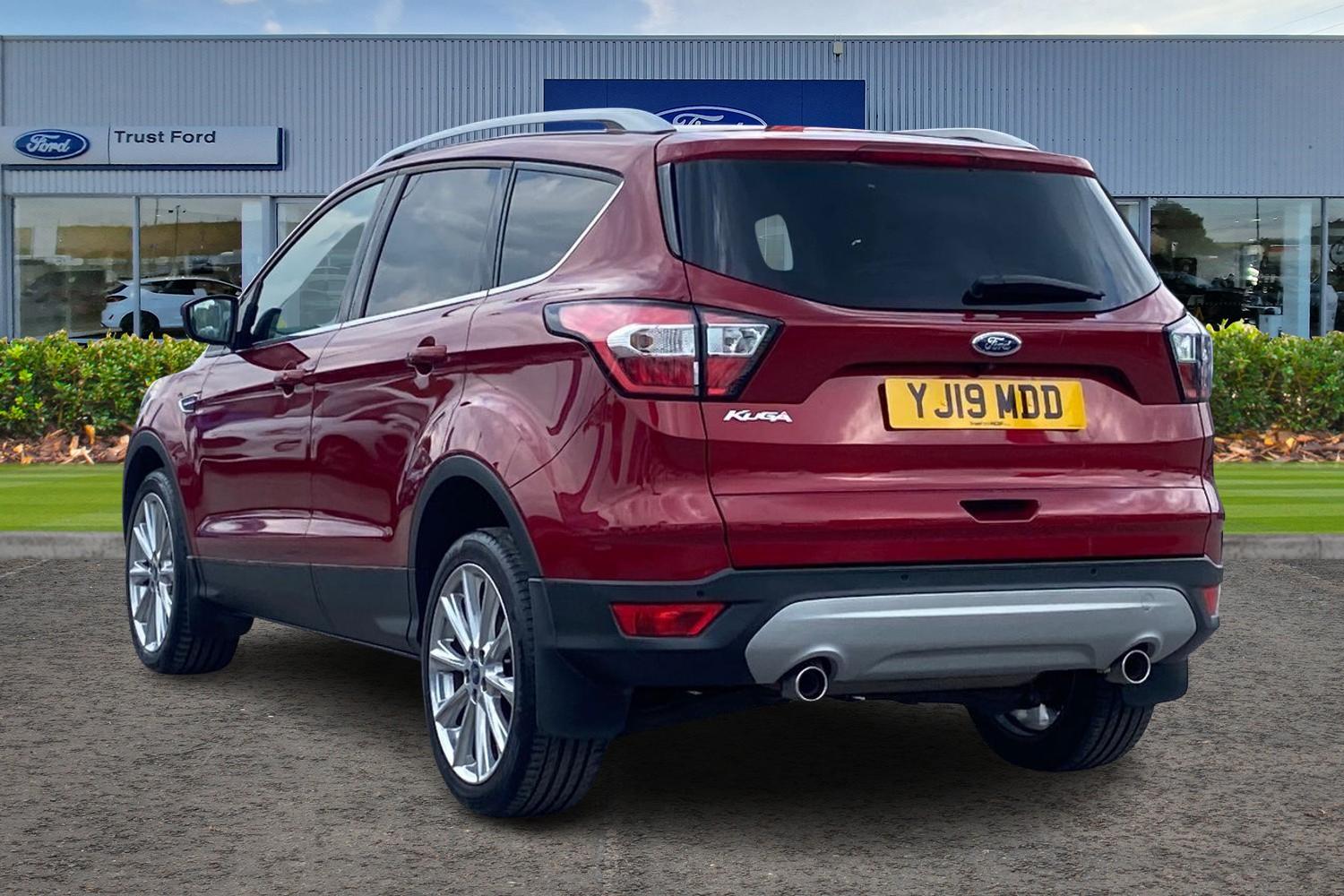 Ford KUGA Photo 1