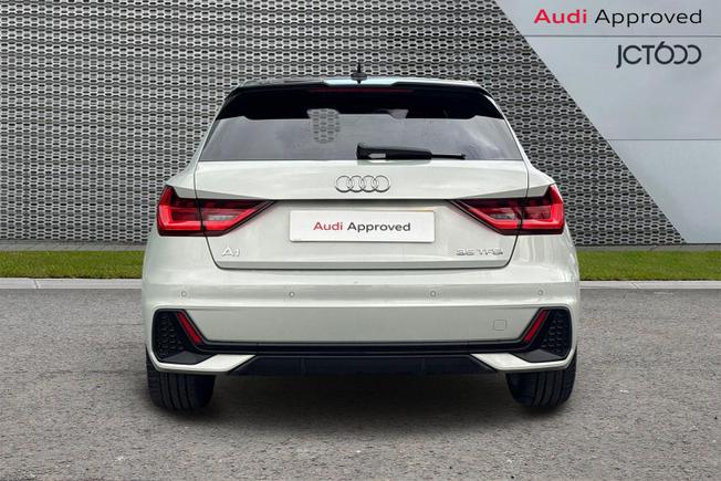 AUDI A1 Photo 7
