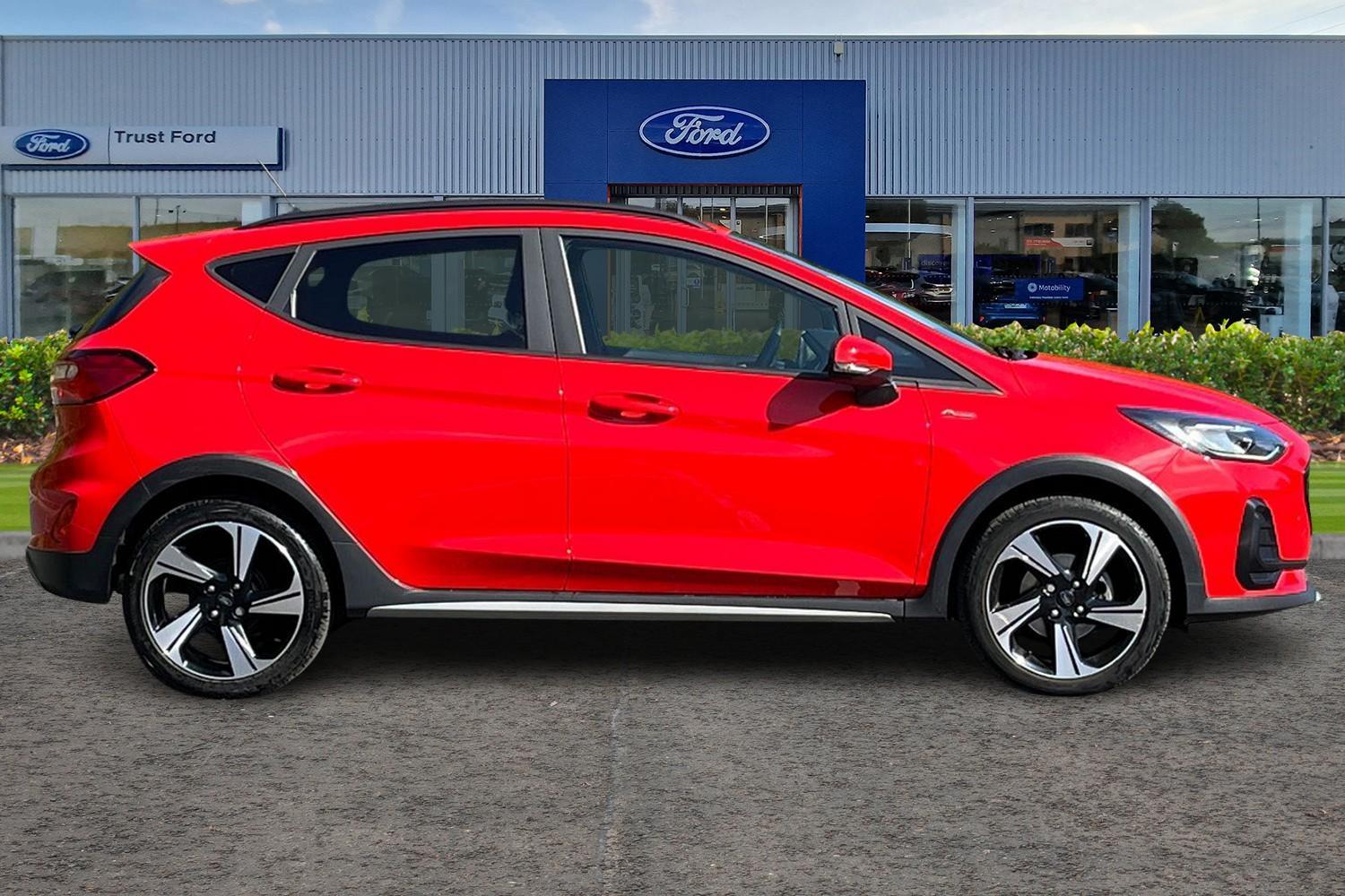 Ford Fiesta Photo 2