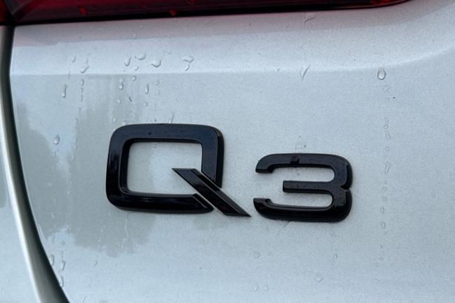 Audi Q3 Photo 28