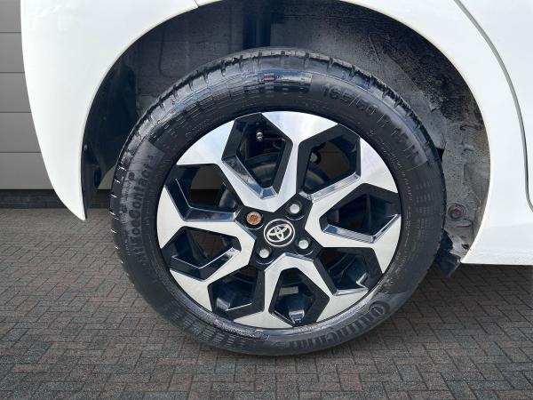 Toyota AYGO Photo autoimg-631f7c8c9c35b8cb5069af30f229bb935333c98b.jpg