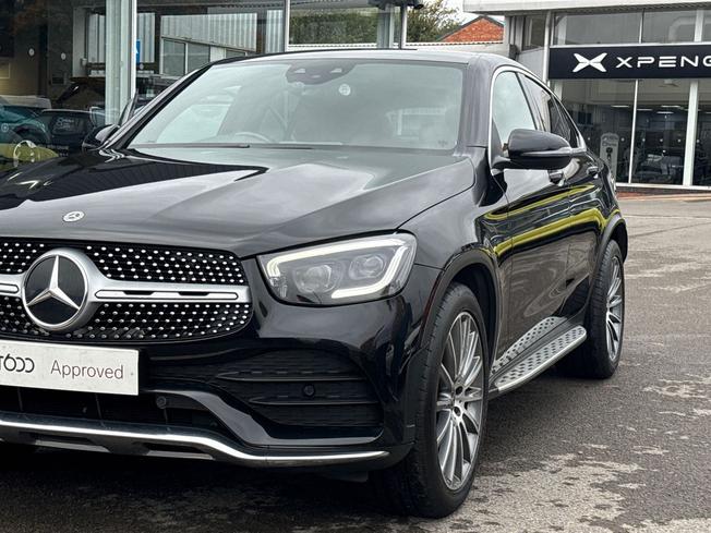 MERCEDES-BENZ GLC Photo 25
