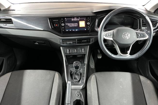 VOLKSWAGEN Polo Photo 10