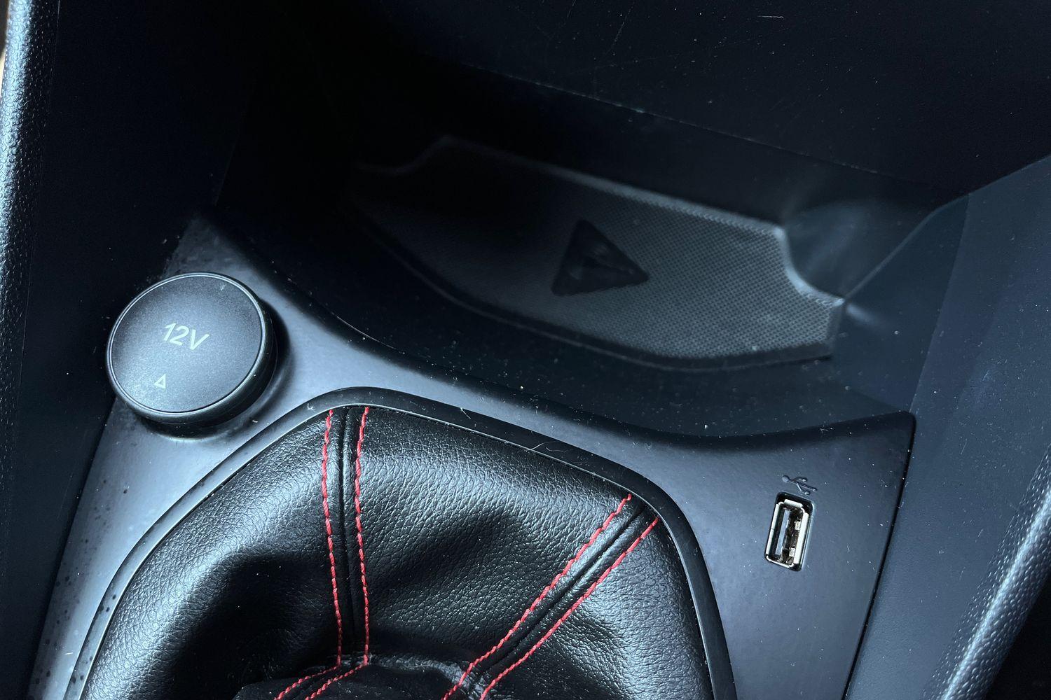Ford Fiesta Photo 31