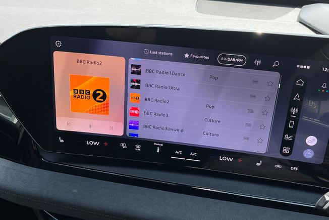 AUDI Q6 E-Tron Photo 37