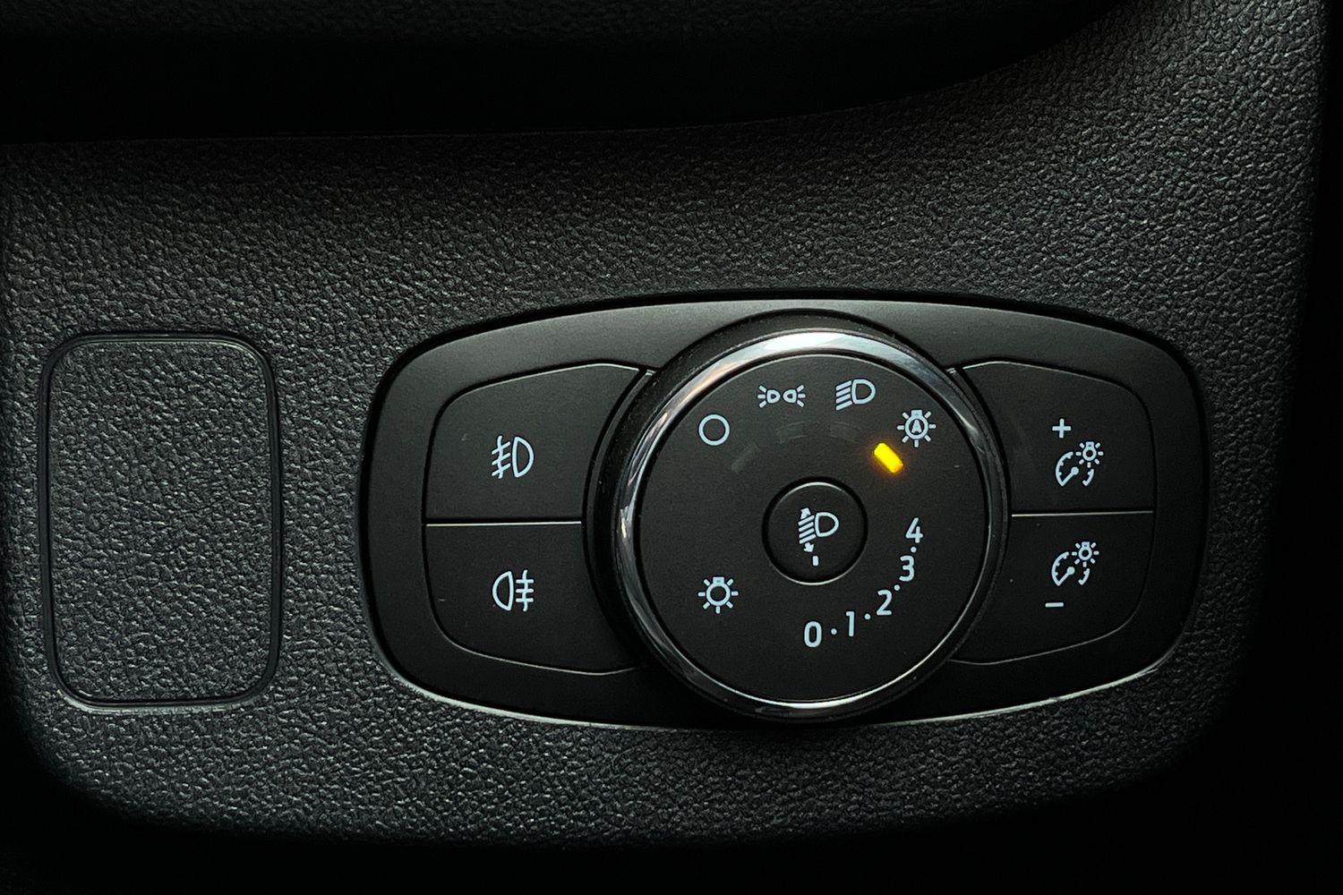 Ford Puma Photo 35
