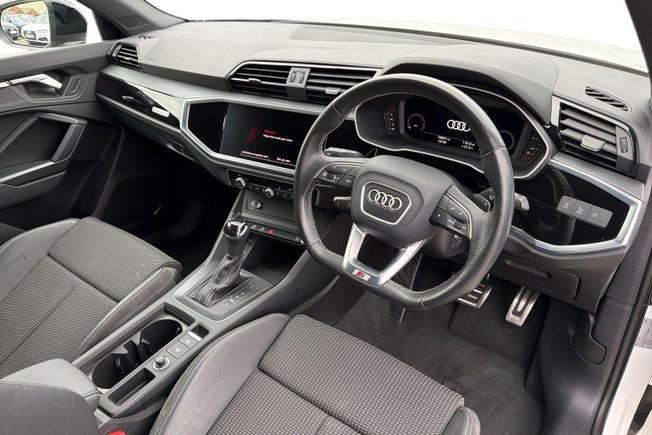 Audi Q3 Photo 7