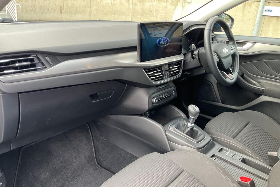 Ford Focus Photo autoimg-632747c1a5fb0bd198f275f5b366c2a16c3d2403.jpg