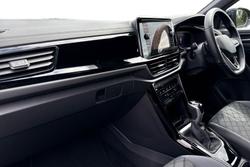 VOLKSWAGEN T-Roc Photo 2