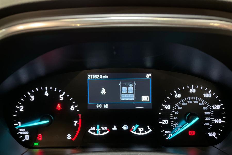 Ford FOCUS Photo autoimg-63294119071a0950471fbb88e978c492d9cba238.jpg