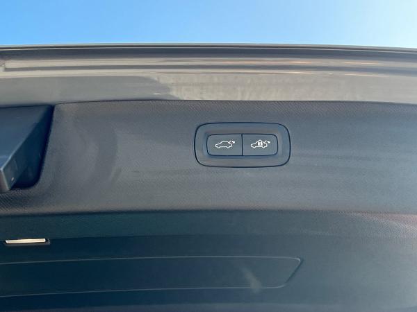 Volvo XC90 Photo autoimg-632b7da902447889da51d8cdd2598965cdc6b458.jpg