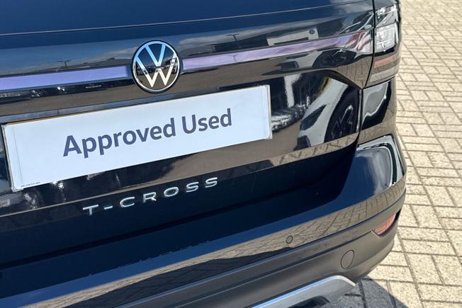 VOLKSWAGEN T-Cross Photo 21
