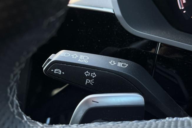 AUDI E-Tron S Photo 54