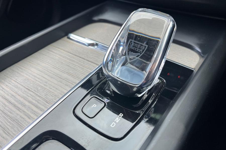 Volvo XC60 Photo autoimg-632da9c513208bda056b44cf0ffb21013277dfcc.jpg
