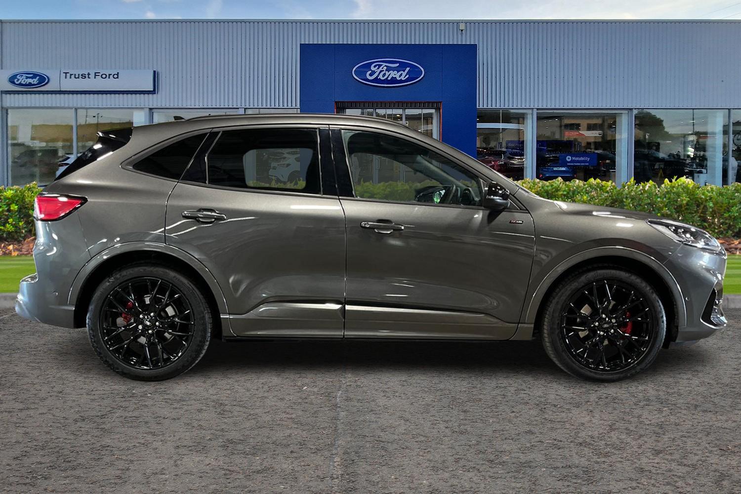 Ford KUGA Photo 2