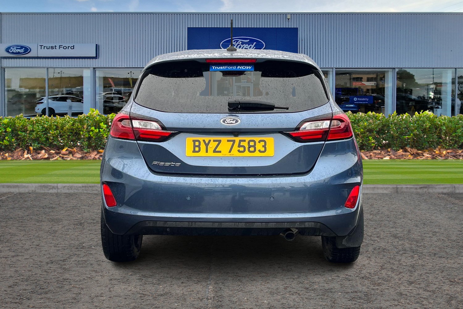 Ford FIESTA Photo 6