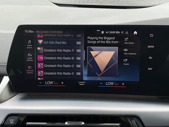 BMW 2 Series Active Tourer Photo 13