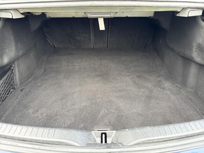 MERCEDES-BENZ C Class Photo 12
