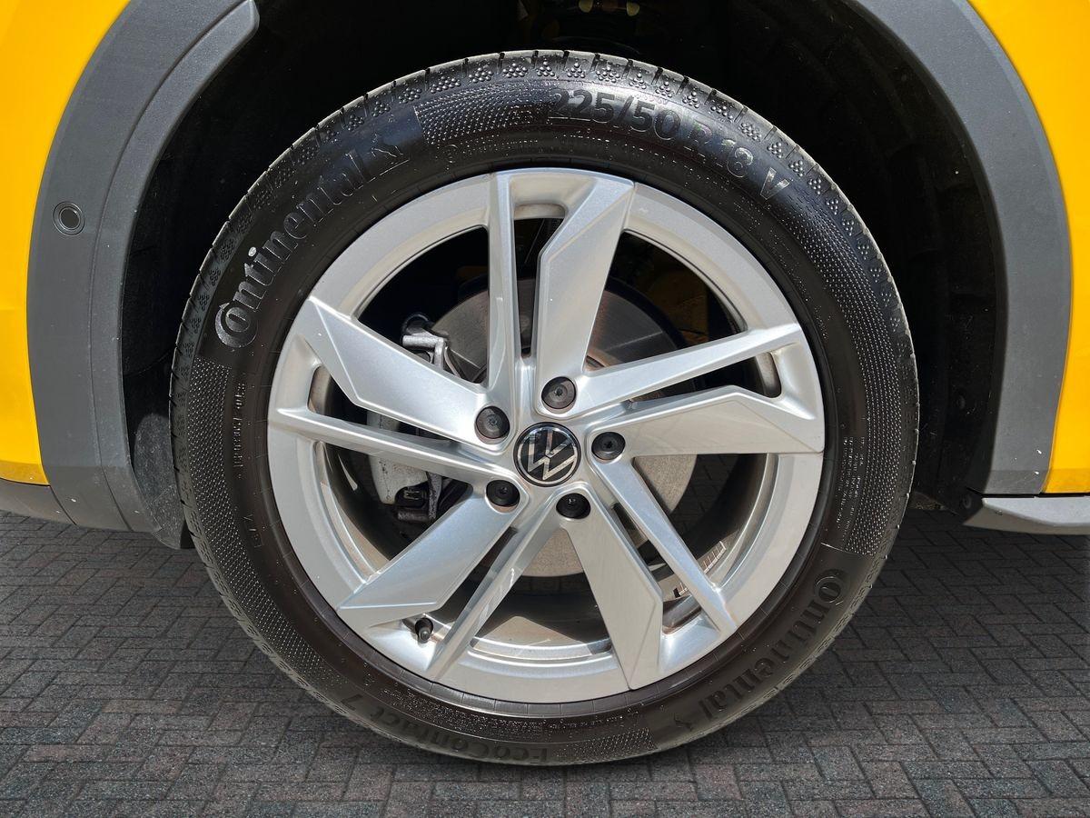Volkswagen T-Roc Photo autoimg-633891344c71bee227f93d18e681f80e73ff9ae6.jpg