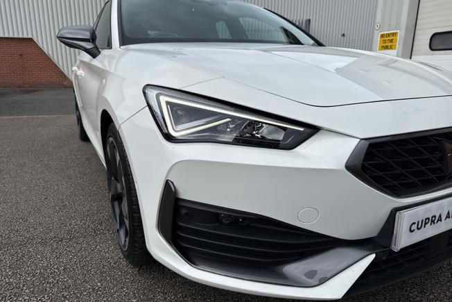 CUPRA Leon Photo 19