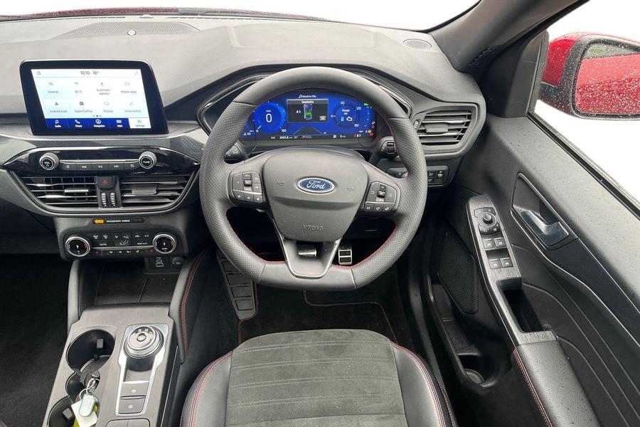 Ford KUGA Photo autoimg-633ceb314753f3616b15cc9fa6edf12cc3202df7.jpg
