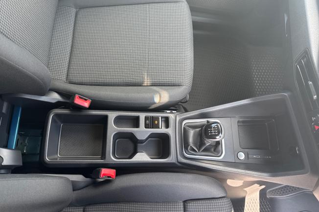 VOLKSWAGEN Caddy Maxi Photo 43