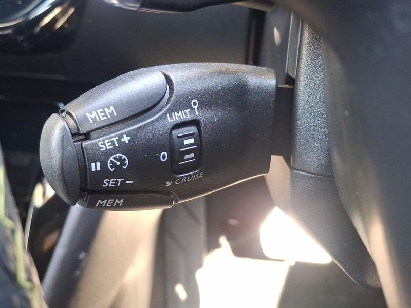Used Peugeot 208 KM25UAO 39