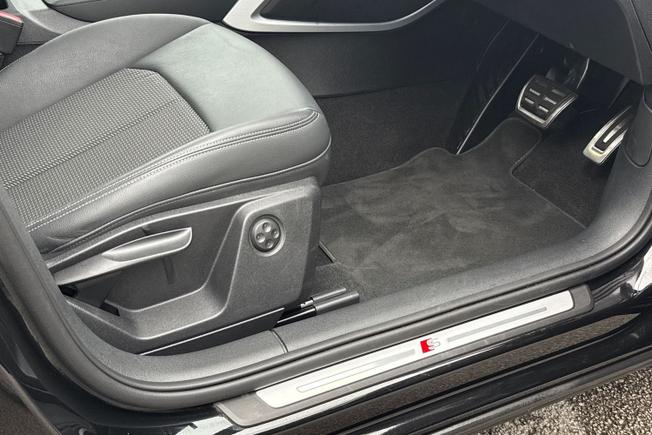 AUDI Q2 Photo 33