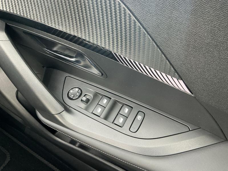 Used Peugeot 2008 LO24DZR 24