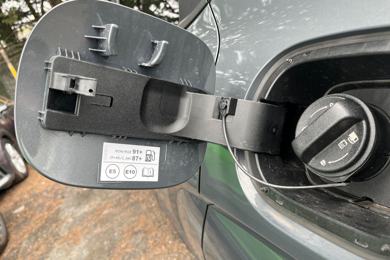 Hyundai KONA Photo 24